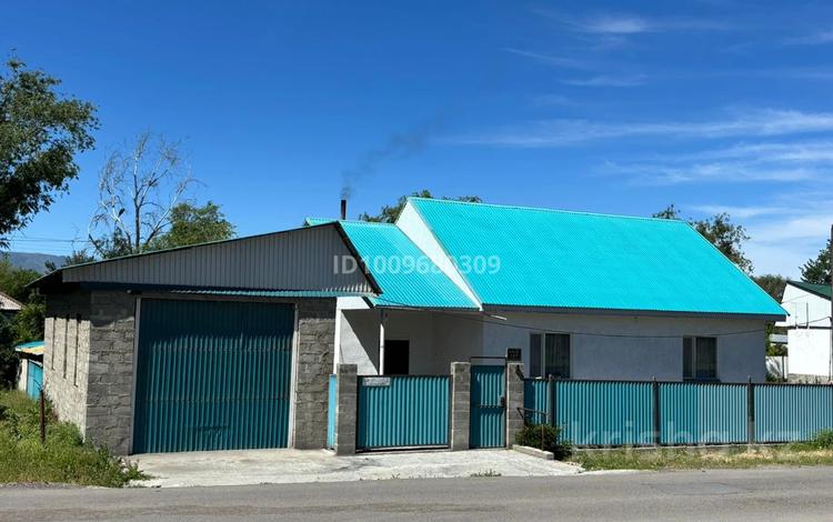 Жеке үй · 4 бөлме · 86.5 м² · 6 сот., улица Абая 153, бағасы: 25 млн ₸ в Сарканде — фото 12