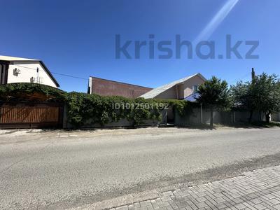 Жеке үй · 6 бөлме · 197 м² · 8 сот., мкр Жеруйык 200А, бағасы: 45 млн ₸ в Атырау
