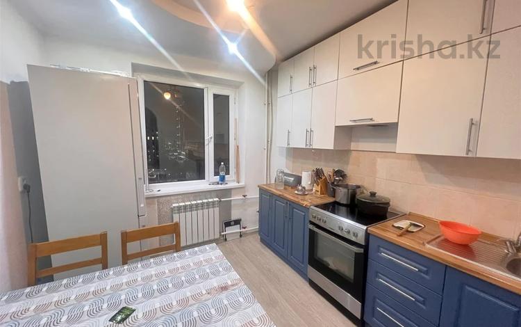 4-комнатная квартира · 75 м² · 7/9 этаж, мкр Юго-Восток, мкр Степной 2 4 за 26.9 млн ₸ в Караганде, Казыбек би р-н — фото 7