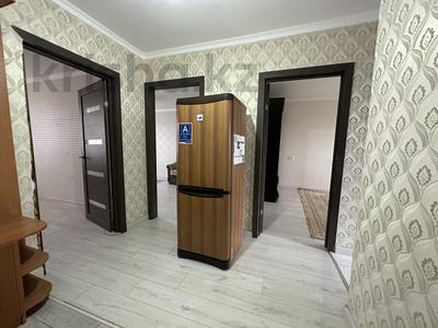3-комнатная квартира, 63 м², 5/5 этаж, Ларина 7 за 15.6 млн 〒 в Уральске