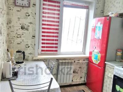 2-комнатная квартира · 44 м² · 2/5 этаж, Майкудук, 12й микрорайон за 11.5 млн ₸ в Караганде, Алихана Бокейханова р-н
