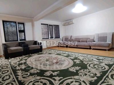 2-комнатная квартира · 70 м² · 1/5 этаж, Микрорайон Мухамеджанова 16 — Микрорайон Мухамеджанова Мира за 15 000 ₸ в Балхаше