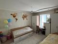 4-бөлмелі пәтер · 85 м² · 4/5 қабат, Казыбек би 142 — Казыбек би, Койгельды, бағасы: 35 млн ₸ в Таразе — фото 13