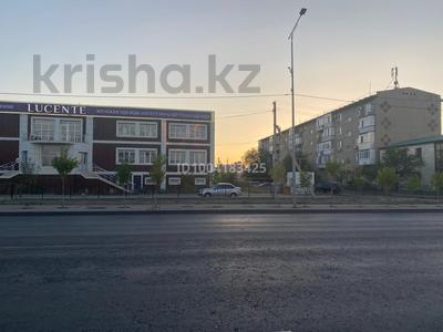 4-комнатная квартира · 95 м² · 3/5 этаж, мкр Центральный, сырым Кажембаева 3 за 32 млн 〒 в Атырау