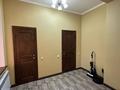 Отдельный дом · 5 комнат · 254 м² · 8 сот., 1-й переулок датова 36 — Пересичение проспект кошек батыра за 140 млн ₸ в Таразе — фото 16