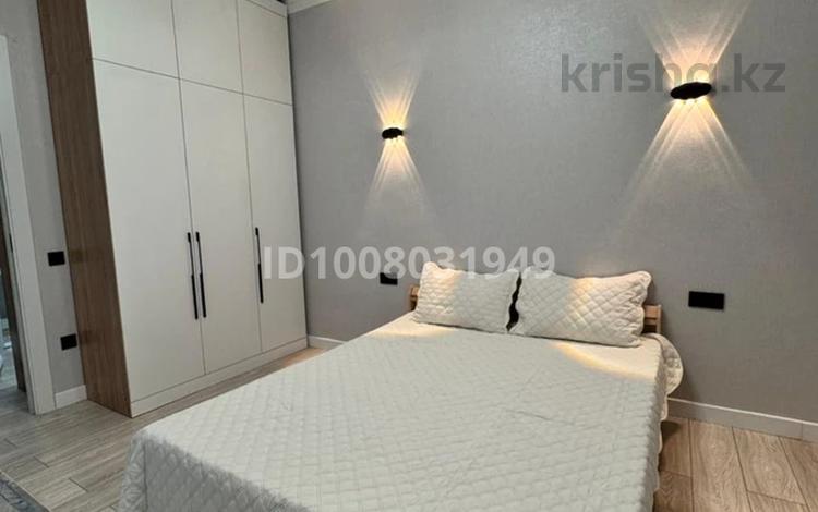 1-комнатная квартира · 50 м², Кабанбай батыра 56 — Сауран за 13 000 ₸ в Астане, Есильский р-н — фото 2