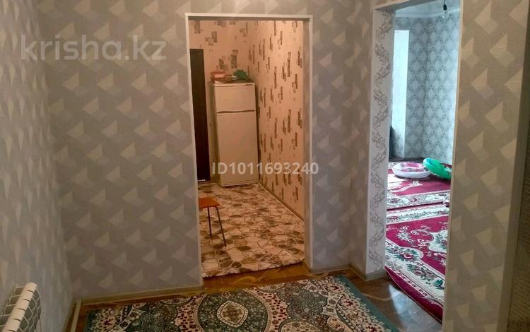 2-бөлмелі пәтер · 70 м² · 2/2 қабат, Арап мусаев 14 — Стадион, бағасы: 9.5 млн ₸ в  — фото 2