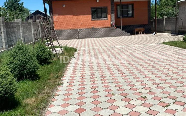 Отдельный дом · 5 комнат · 168 м² · 11 сот., Өмірзақ ақын 36 — Район Арбата за 52 млн ₸ в Узынагаш — фото 2