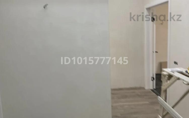 1-комнатная квартира · 63.9 м² · 5/10 этаж, 40-й мкр 2 за 26 млн ₸ в Актау — фото 2
