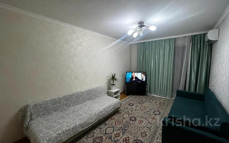 1-бөлмелі пәтер · 35 м² · 4/10 қабат, 2 ш/а., 101 стрелковой бригады, бағасы: 13 млн ₸ в Актобе, мкр 8 — фото 2