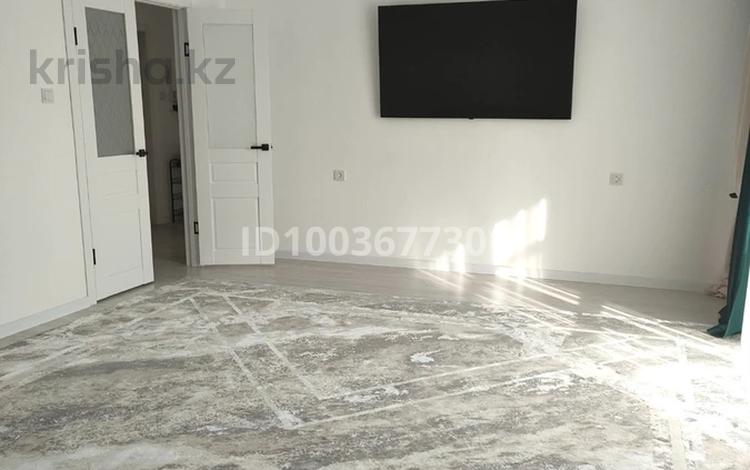 4-бөлмелі пәтер · 128 м² · 5/9 қабат, мкр Жулдыз, Самал 114 — Жайык Арена, бағасы: 42 млн ₸ в Уральске — фото 2