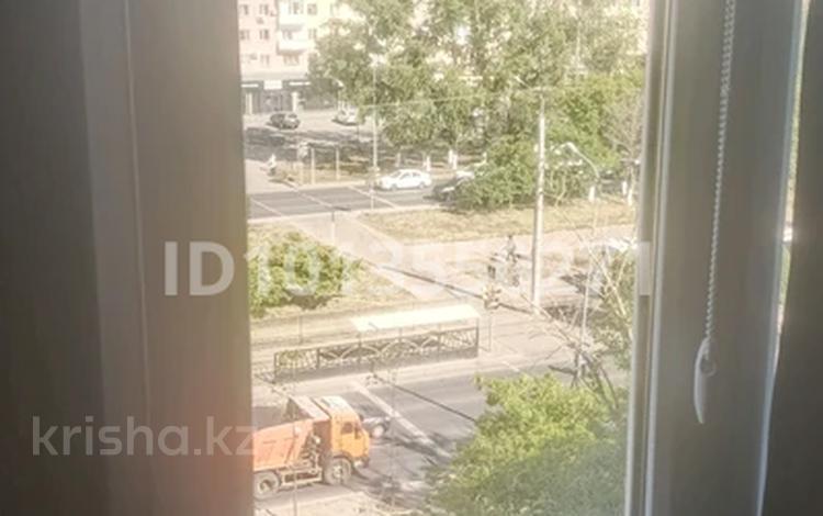 3-комнатная квартира · 67 м² · 7/9 этаж, назарбаева 32 — естая за 30 млн ₸ в Павлодаре — фото 2