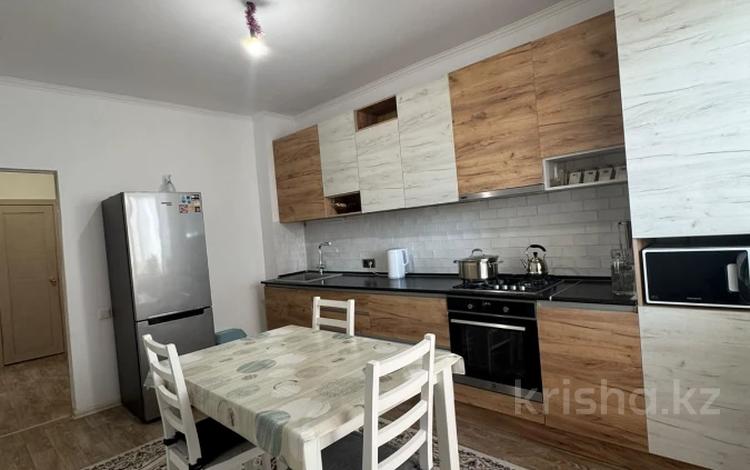 2-бөлмелі пәтер · 65.8 м² · 5/9 қабат, Алтын орда ш/а., бағасы: 27 млн ₸ в Актобе, мкр. Алтын орда — фото 16