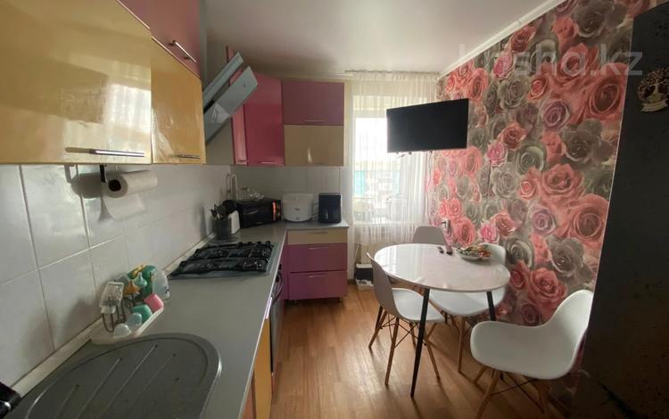 3-бөлмелі пәтер · 60.2 м² · 6/6 қабат, кобыланады батыра 62а, бағасы: 26 млн ₸ в Костанае — фото 3