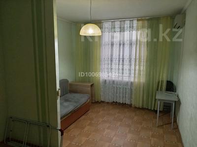 2-комнатная квартира · 70 м² · 1/3 этаж, Есенберлина — Маг. Экспресс за 200 000 〒 в Астане, Сарыарка р-н