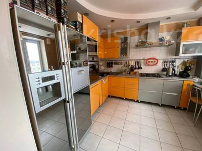 Продажа квартир в Костанайской обл.: 5-комнатная квартира · 140.5 м² · 5/6 этаж, 6 микрорайон 2 за 41 млн 〒 5-комнатная квартира · 140.5 м² · 5/6 этаж, 6 микрорайон 2 за 41 млн 〒 в Костанае