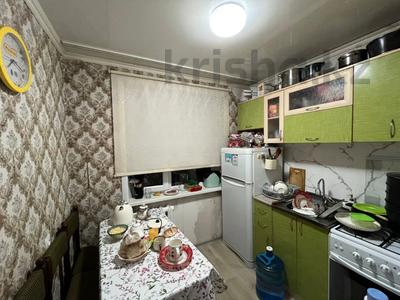 3-бөлмелі пәтер · 61 м² · 5/5 қабат, Майкудук, 14й микрорайон, бағасы: 10.8 млн ₸ в Караганде, Алихана Бокейханова р-н