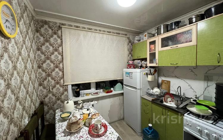 3-бөлмелі пәтер · 61 м² · 5/5 қабат, Майкудук, 14й микрорайон, бағасы: 10.8 млн ₸ в Караганде, Алихана Бокейханова р-н — фото 7