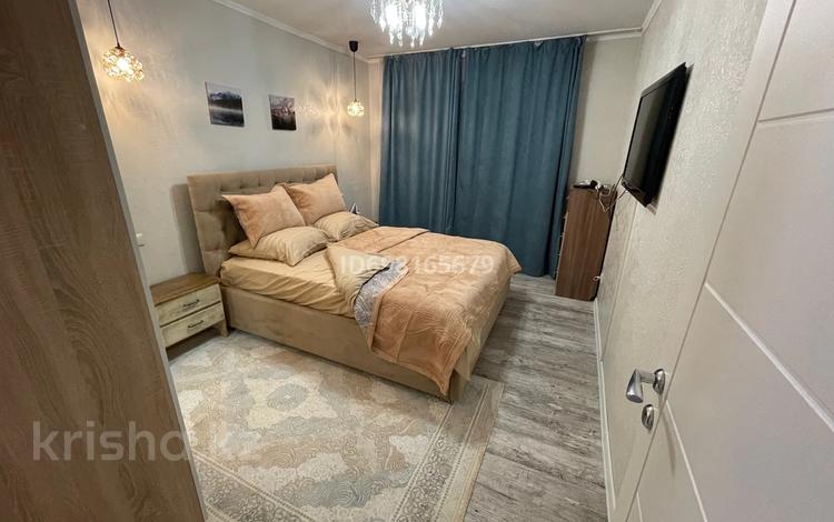 3-комнатная квартира · 60 м² · 2/5 этаж, мкр Казахфильм за 350 000 〒 в Алматы, Бостандыкский р-н — фото 9