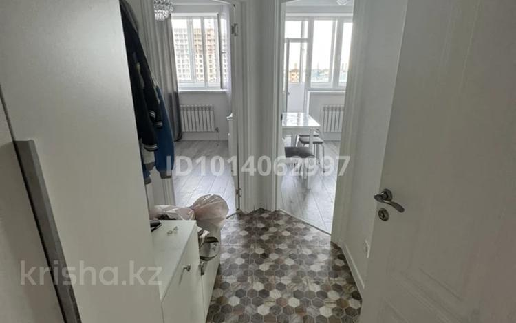 1-комнатная квартира · 38 м² · 3/9 этаж, Улица Шамши Калдаяков, 26/1 — ЖК Баскару-5 за 220 000 ₸ в Астане, Сарайшык р-н — фото 2