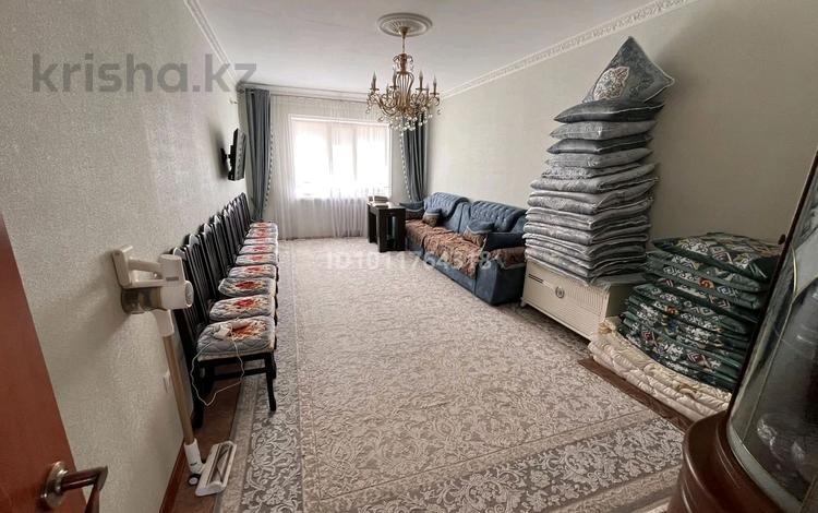 3-комнатная квартира · 84 м² · 7/9 этаж, мкр. Алмагуль 7 за 32 млн ₸ в Атырау — фото 10