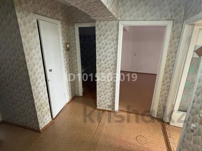 3-комнатная квартира · 60 м² · 4/5 этаж, Астана проспект 23 за 18 млн ₸ в Талдыкоргане, мкр Самал