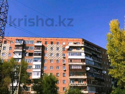 3-комнатная квартира · 64 м² · 9/9 этаж, Михаэлиса 7 за 20 млн 〒 в Усть-Каменогорске