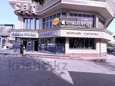 3-бөлмелі пәтер · 68 м² · 1/5 қабат, Туркестанская 2/5, бағасы: 26 млн ₸ в Шымкенте, Аль-Фарабийский р-н