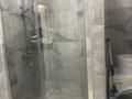 2-бөлмелі пәтер · 90 м² · 5/10 қабат, Сары Арқа ш/а , Кулманова 35, бағасы: 55 млн ₸ в Атырау, мкр Сары Арка