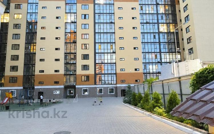 3-комнатная квартира · 86 м² · 10/11 этаж, Ульяны Громовой 18 за 37.5 млн ₸ в Уральске — фото 2