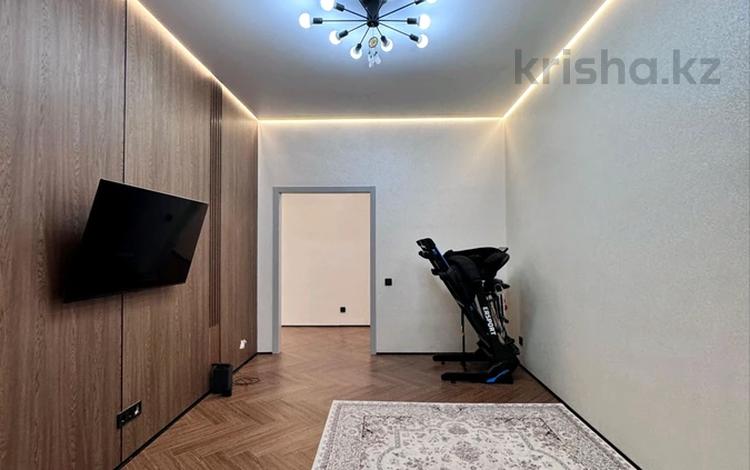3-комнатная квартира · 85 м² · 2/12 этаж, Бухар жырау 13 — 809 за 57 млн ₸ в Астане, Есильский р-н — фото 2
