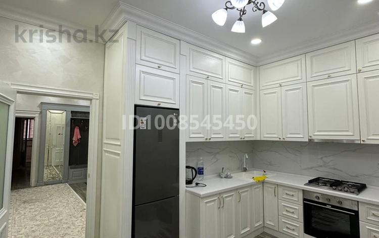3-бөлмелі пәтер · 82 м² · 3/5 қабат, Тауелсиздик 4 — Тауелсиздик, бағасы: 52 млн 〒 в  — фото 12