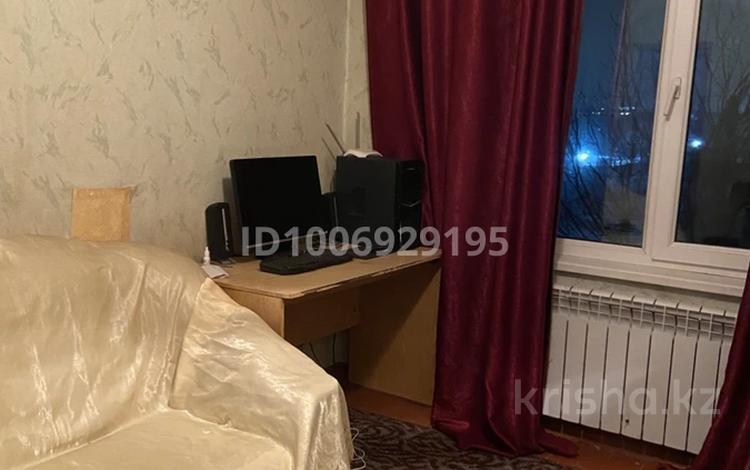 2-бөлмелі пәтер · 49 м² · 4/4 қабат, Макарова — ТЦ «ОРДА «, бағасы: 12.5 млн ₸ в Таразе — фото 2