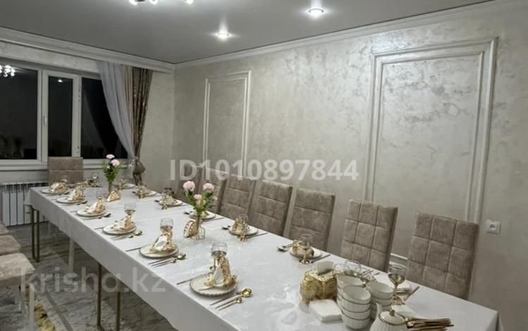 2-комнатная квартира · 56 м² · 4/4 этаж, мкр Акбулак — Рысбек батыра 4а. Химпас за 12 млн ₸ в Таразе — фото 2