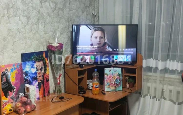 1-комнатная квартира · 37 м² · 3/9 этаж, Майкудук, Майкудук, 18й микрорайон 4 — Бабушкина за 9 млн 〒 в Караганде, Алихана Бокейханова р-н — фото 2