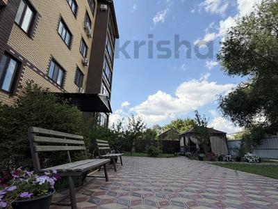 3-комнатная квартира · 140 м² · 5/5 этаж, Толстого 143 за 60 млн ₸ в Уральске
