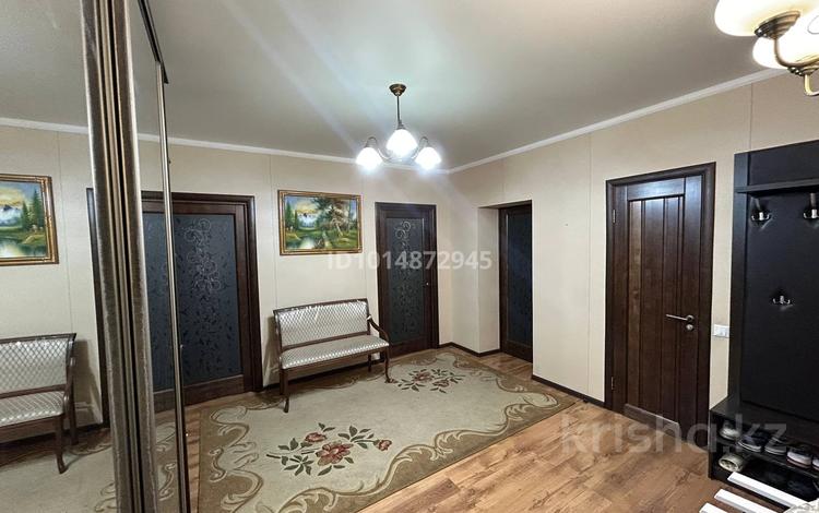 4-комнатная квартира · 120 м² · 5/9 этаж, Сауран 5, 5а, 5Б, 5г, 5д — Керуен, ЛРТ, Азия парк, 59 мектеп-гимназия, “Сауран” СҮ, Ануар, Магнум, Смол дүкендері, Нұр-ай бала-бақшасы, Абу Даби плаза за 74 млн ₸ в Астане, Есильский р-н — фото 2