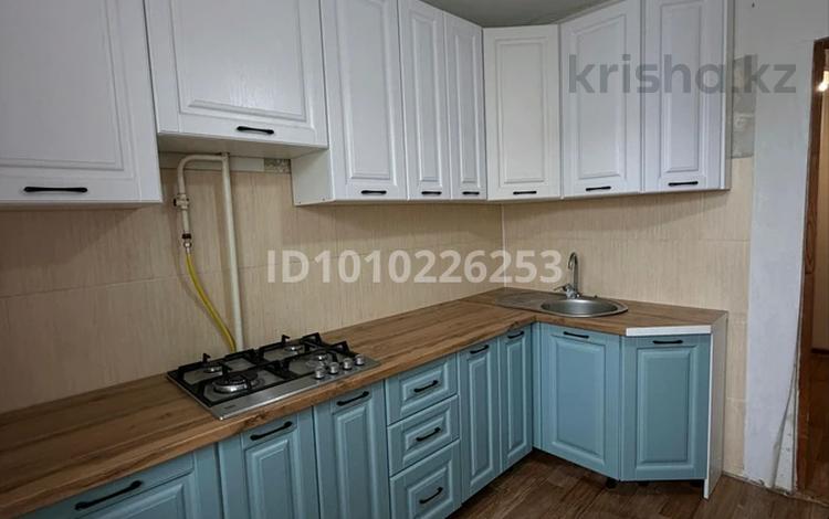 2-комнатная квартира · 54.8 м² · 4/5 этаж, мкр 8, Алии Молдагуловой 45/1 за 17 млн ₸ в Актобе — фото 15