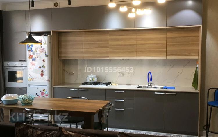 3-бөлмелі пәтер · 90 м² · 3/5 қабат, Думан-2 ш/а. — Халык арена, бағасы: 400 000 ₸ в Алматы, Медеуский р-н — фото 2