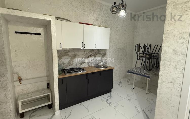 1-бөлмелі пәтер · 36 м² · 1 қабат, Акбидай 26 — Кульжинка трасса, бағасы: 140 000 ₸ в  — фото 2