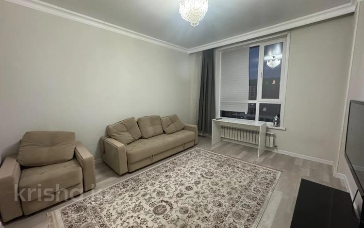 1-комнатная квартира · 42 м², Бокейхана 25 за 220 000 ₸ в Астане, Есильский р-н — фото 2