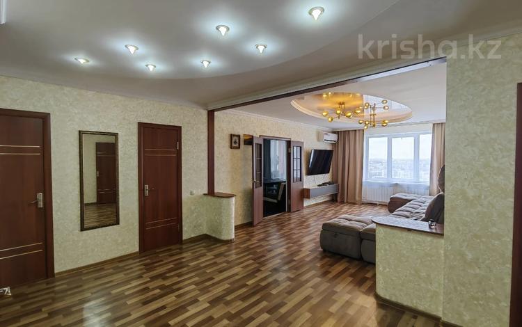 4-бөлмелі пәтер · 122.6 м² · 14/16 қабат, Юго-Восток ш/а., проспект Республики 40 — Шахтёров- Парк Победы, бағасы: 57 млн ₸ в Караганде, Казыбек би р-н — фото 2