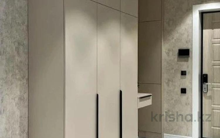 3-комнатная квартира · 70 м² · 10/17 этаж, Егизбаева 3, 5 — Каныша Сатпаева за 71 млн ₸ в Алматы, Бостандыкский р-н — фото 2