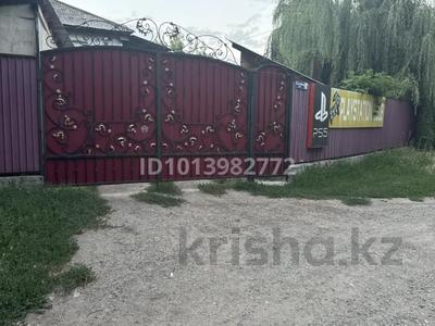 Отдельный дом · 3 комнаты · 100 м² · 6 сот., Есембаева 16 — 10 школа за 42 млн ₸ в Бельбулаке (Мичурино)
