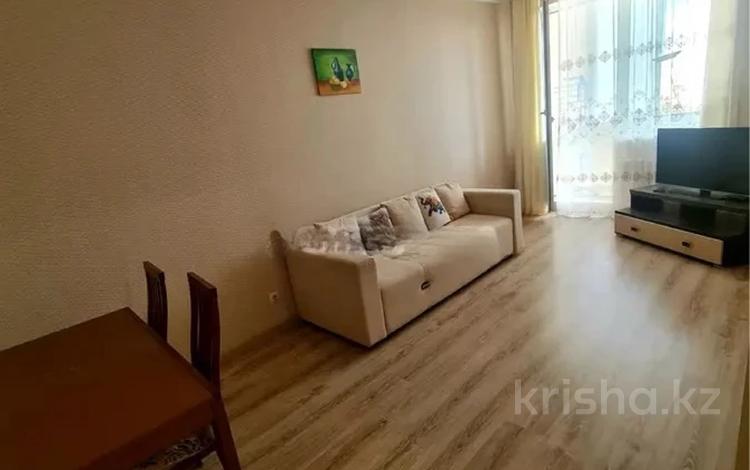 2-комнатная квартира, 58 м², 9/9 этаж помесячно, Сауран 14