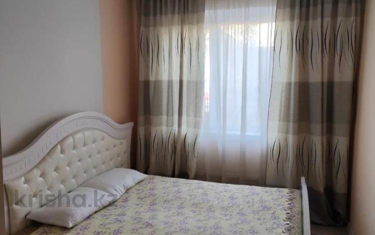 3-комнатная квартира · 65 м² · 4/12 этаж, мкр Аксай-1А за 44.6 млн ₸ в Алматы, Ауэзовский р-н — фото 2