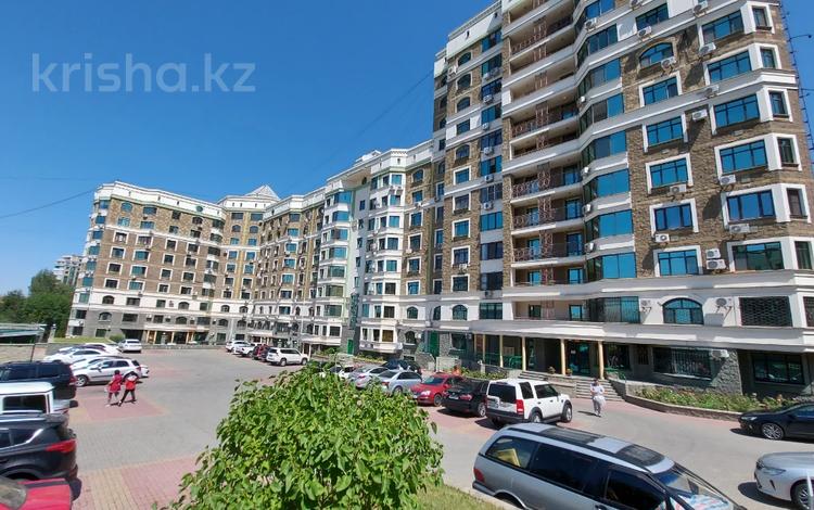 4-комнатная квартира, 150 м², 5/9 этаж помесячно, мкр Самал-2, Мендикулова 105 — Жолдасбекова