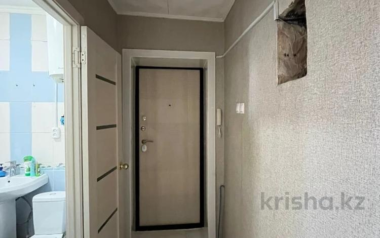 2-комнатная квартира · 43 м² · 4/5 этаж, Майкудук, 17й микрорайон за 10.5 млн ₸ в Караганде, Алихана Бокейханова р-н — фото 7