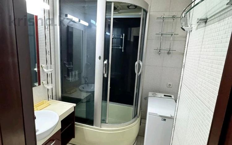 3-бөлмелі пәтер · 75 м² · 2/5 қабат, Мкр. Аксай-3А 71, бағасы: 330 000 ₸ в Алматы, Ауэзовский р-н — фото 2