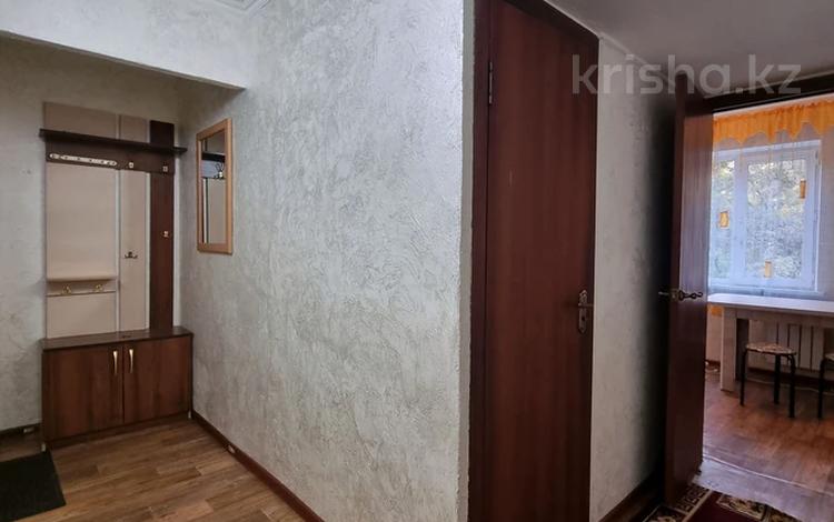 2-бөлмелі пәтер, 60 м², 3/5 қабат ай сайын, Райымбека 157 — Абылай хана, бағасы: 350 000 〒 в Алматы — фото 2